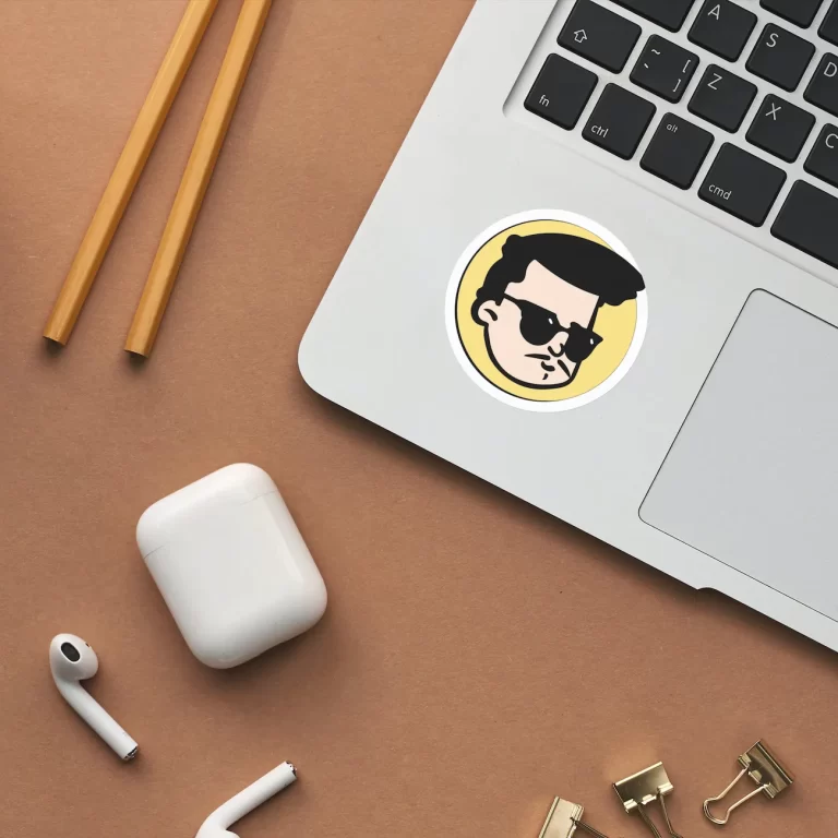 sticker on the laptop_logo_y