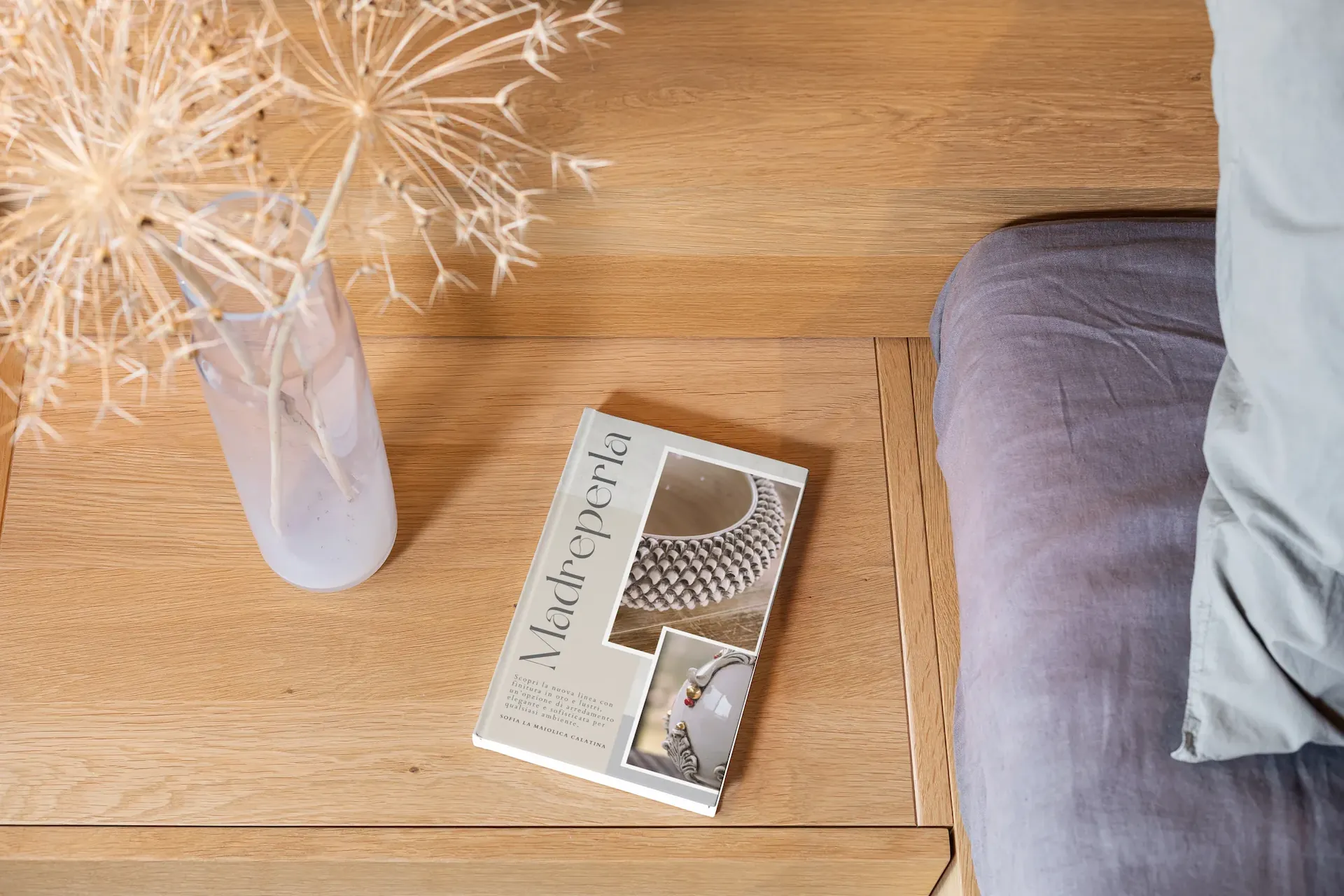Opuscolo Madreperla, copertina, Ceramiche Sofia