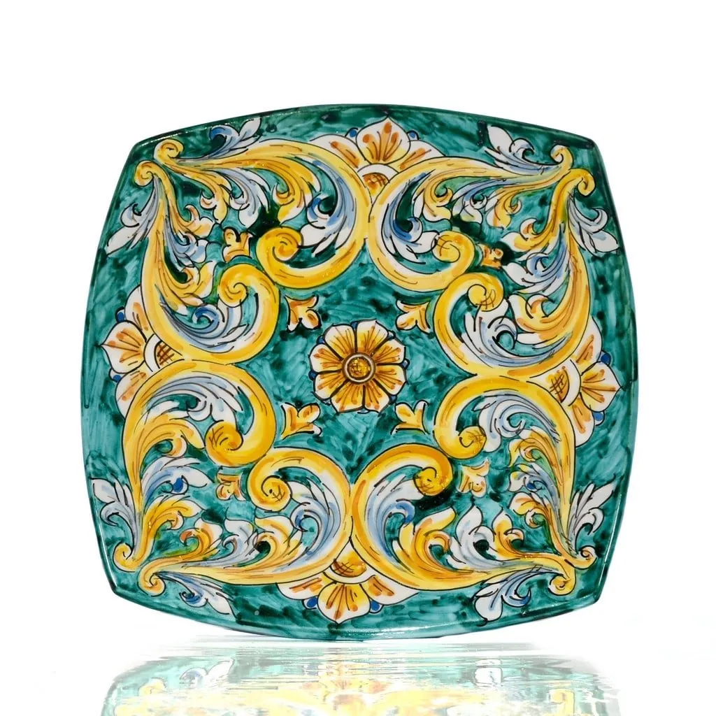 Piatto quadrato decorato, tradizione barocca, ND Ceramiche